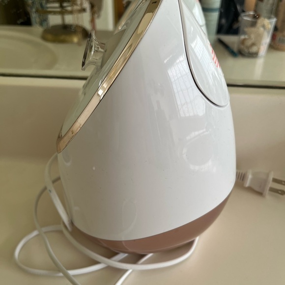 Vanity Planet Facial Steamer - Picture 2 of 3